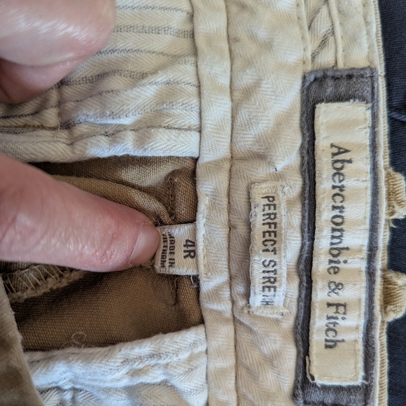 Abercrombie & Fitch Perfect Stretch Pants Women's Size 4 Khaki Pants, Like New - Picture 4 of 4